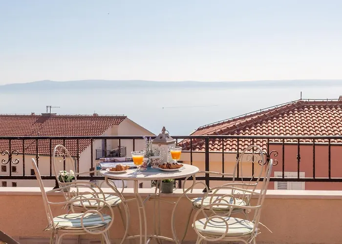 Guest house Ferdo 1 Makarska