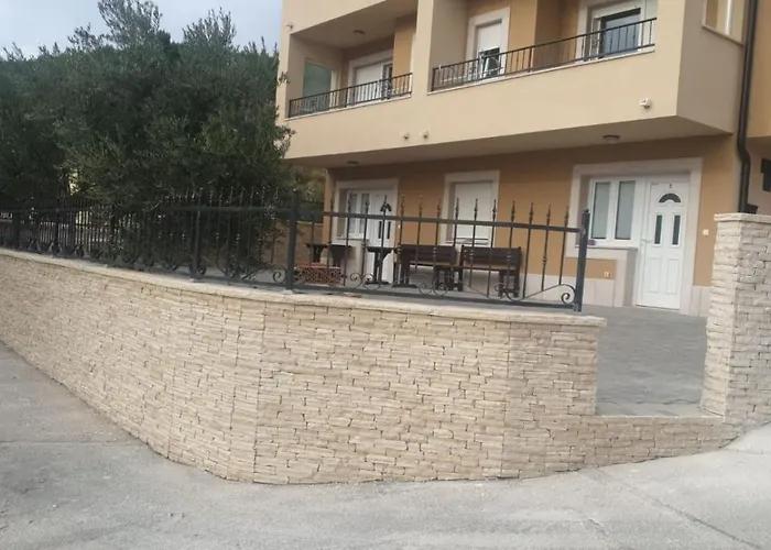 Ferdo 1 Vendégház Makarska