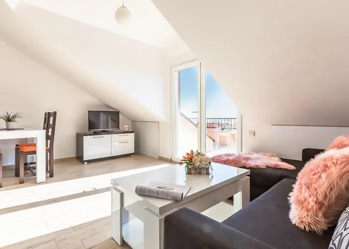 招待所 Ferdo 1 马卡尔斯卡